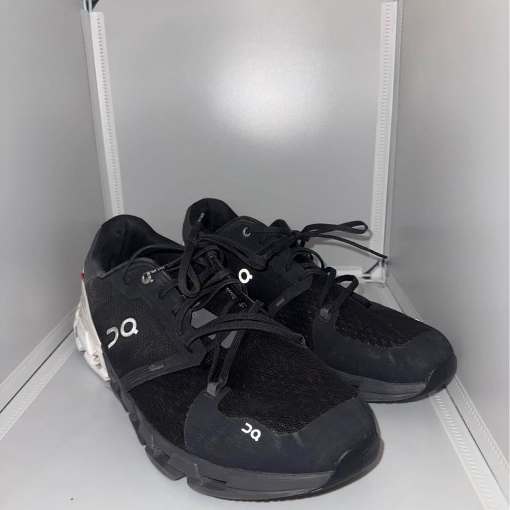 On Running Men's Black and White Athletic Shoes